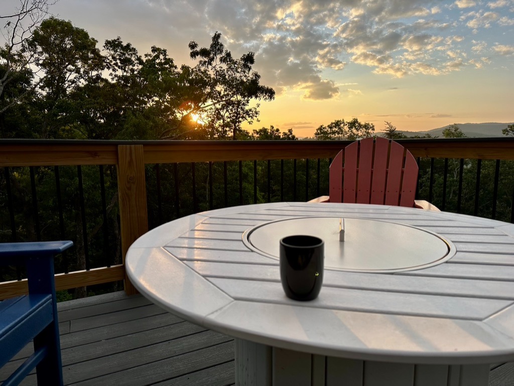 Sunrise on the Ridge , Vineyard @Yukon- Ellijay/Talking Rock GA