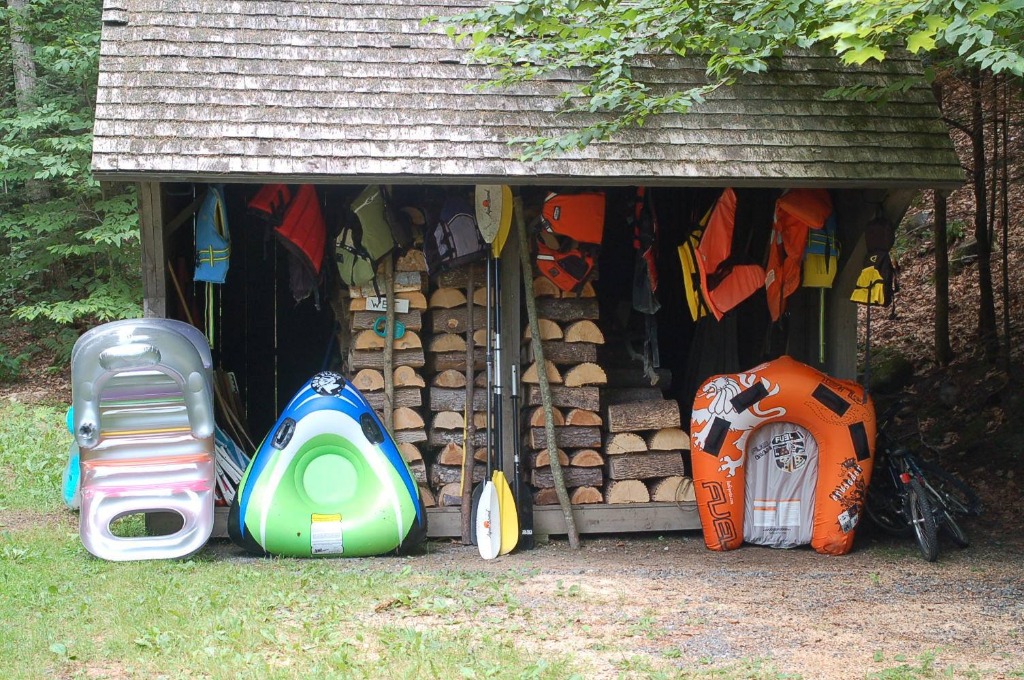 Amenities at Vermont Cottage Lake Amherst