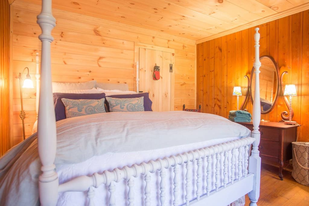 "Have you checked out Houfy yet?"  You should!