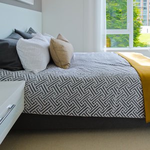 Home-swap and Home-exchange websites