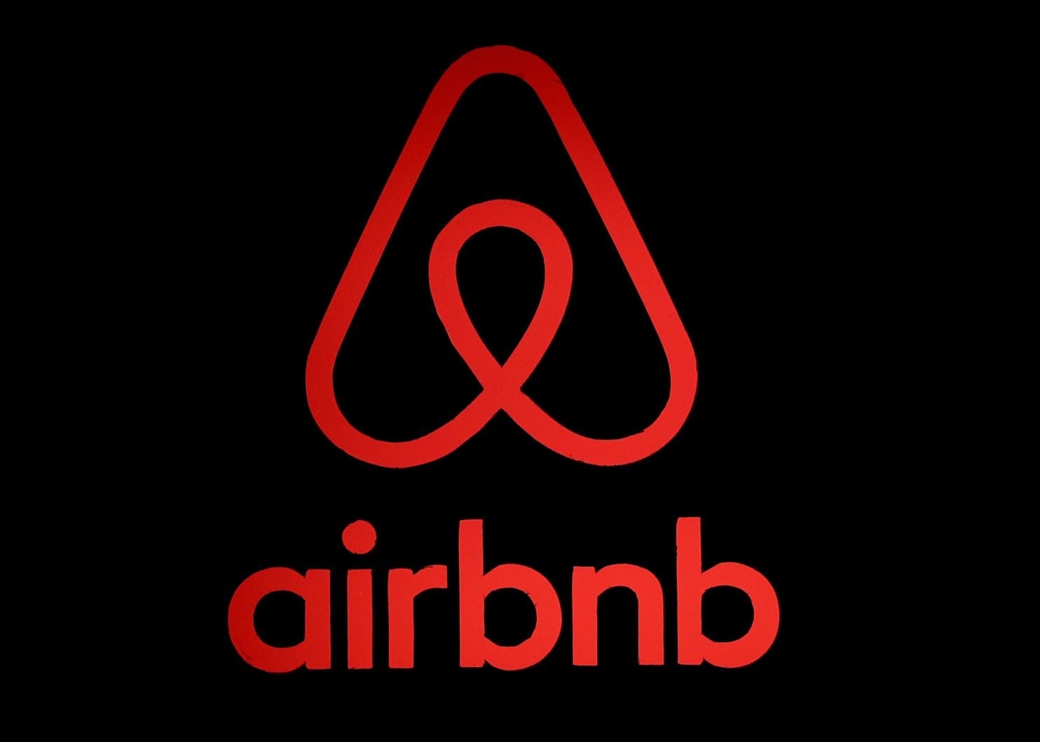 D.C. Council gives final approval to tight limits on Airbnb and other home-sharing companies