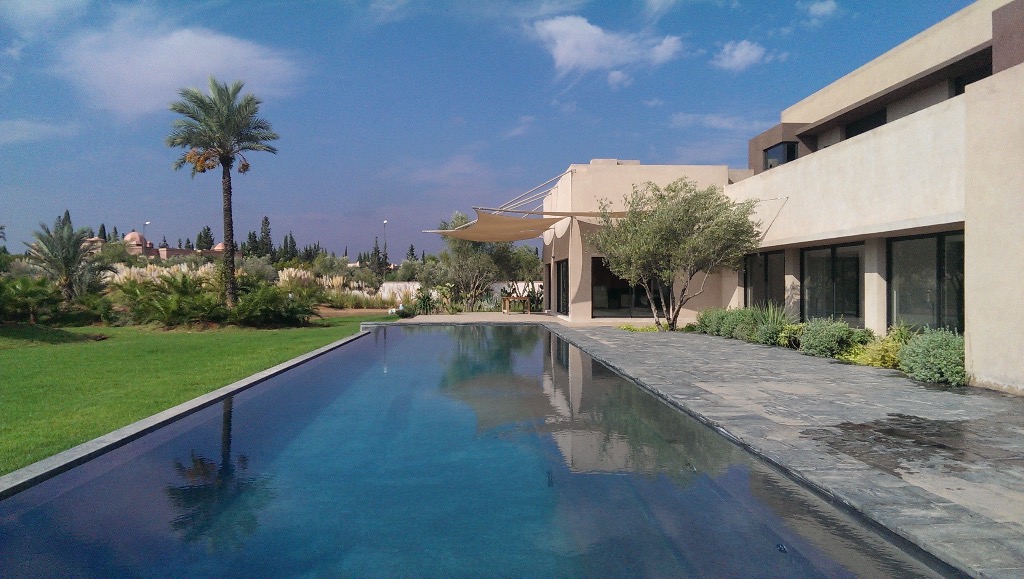 HOUFY - WIN! $2000-$7000 VALUE - Most viewed listings by August 31 2018