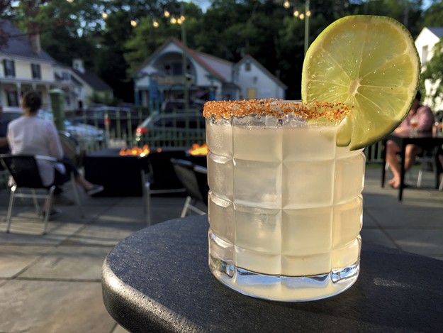 Homestyle Hostel Inn & Restaurant ~ Ludlow, Vermont