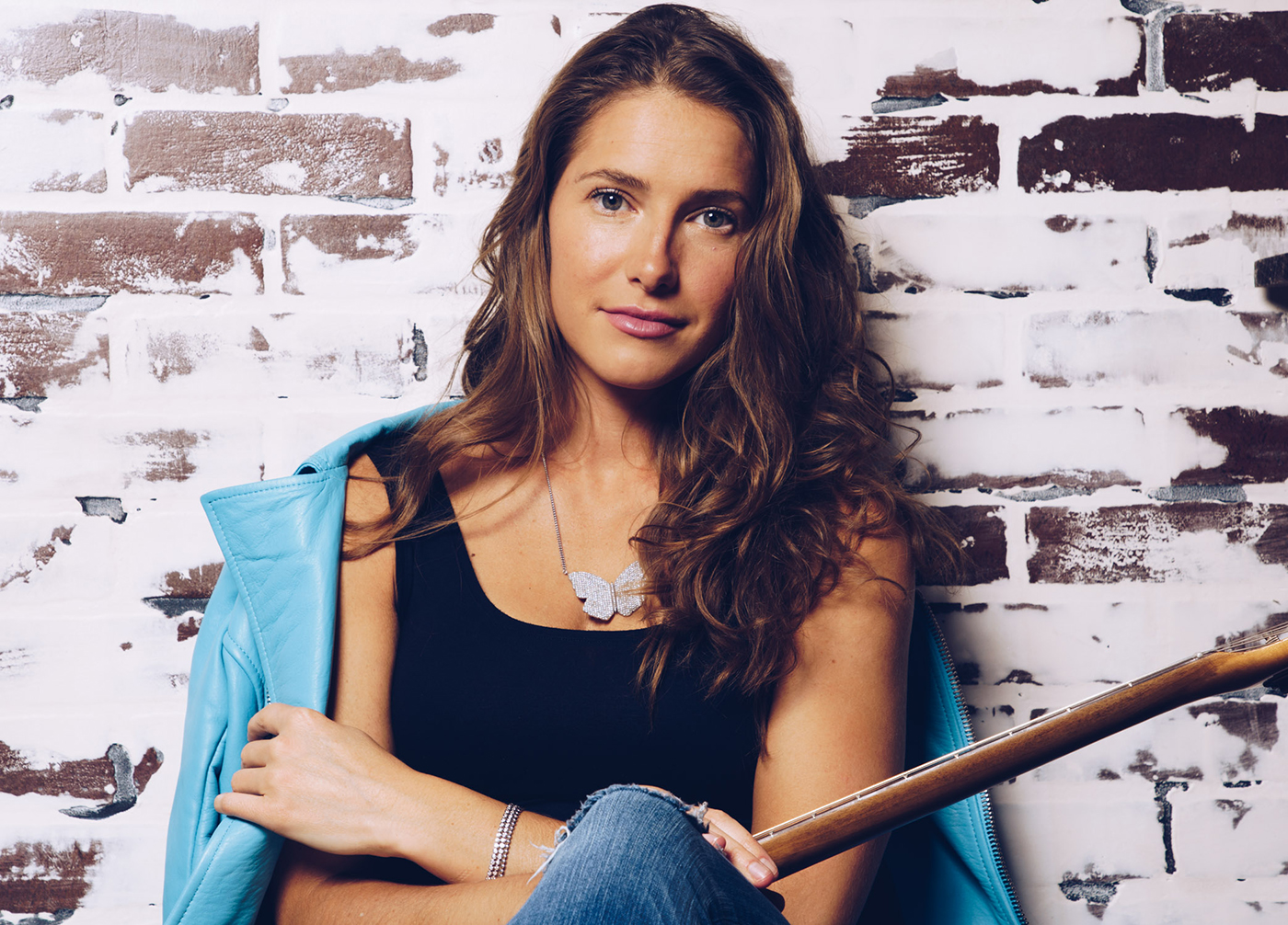 Caroline Jones - Gulf Coast Girl