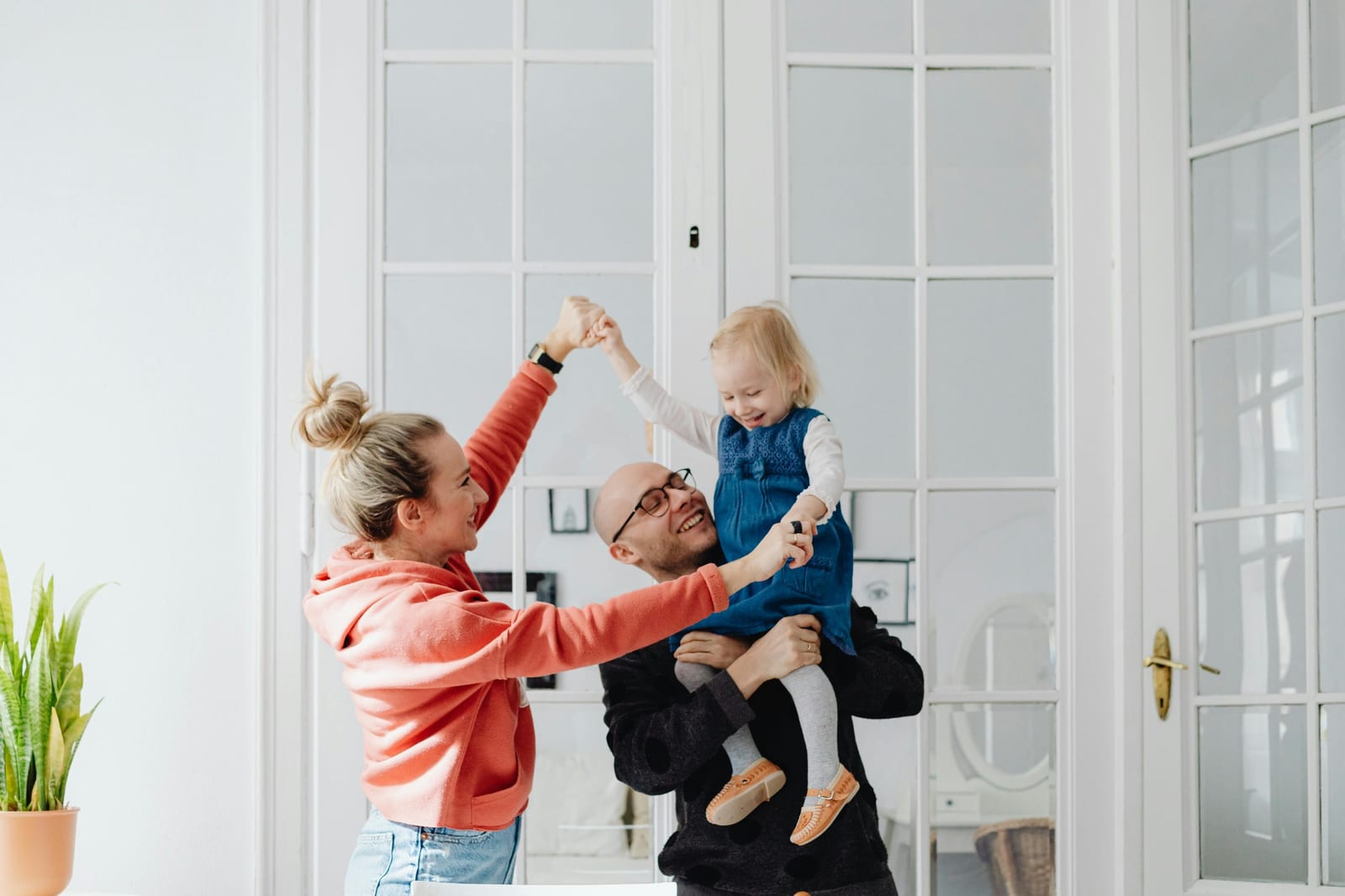 Understanding Different Types of Guests: Practical Guide for Hosts