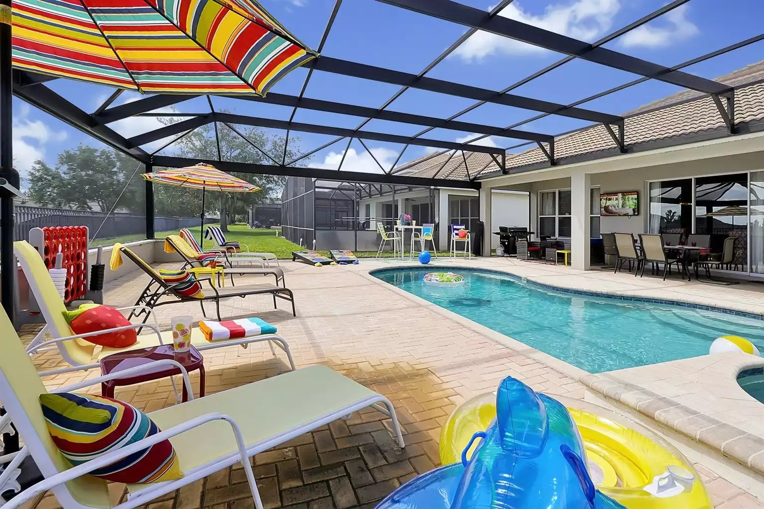 Best Rentals Near Theme Parks for Families