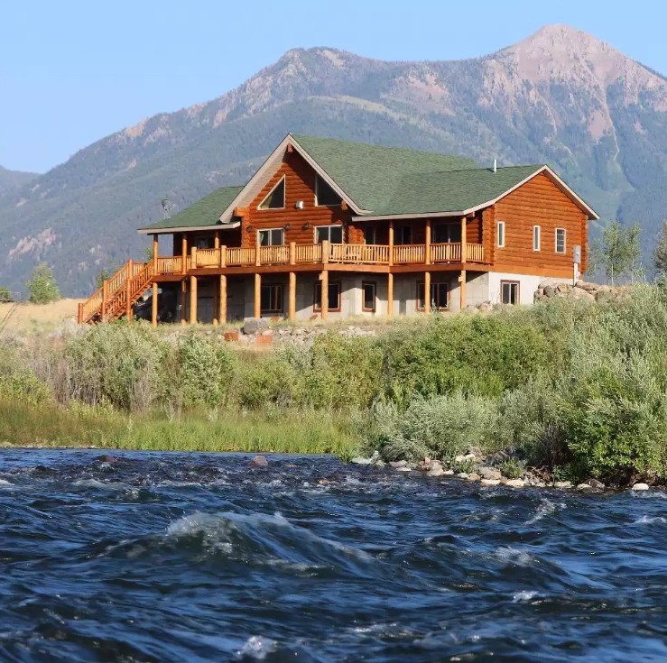 Montana's Best Short-Term Rentals for Every Season