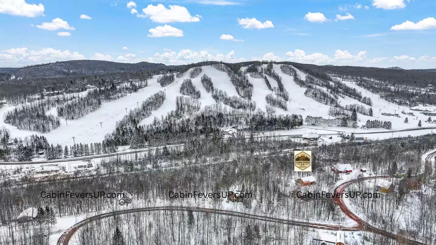 Last Minute Winter Cabin Near Big Powderhorn. 