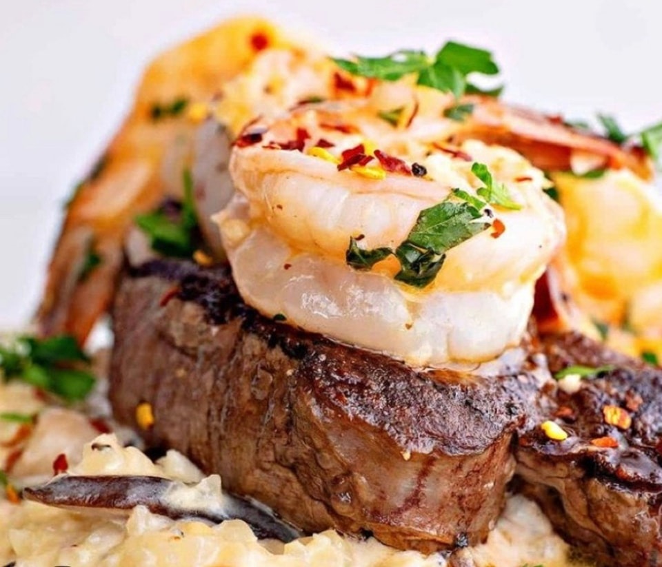 The Skyline Restaurant and Bar