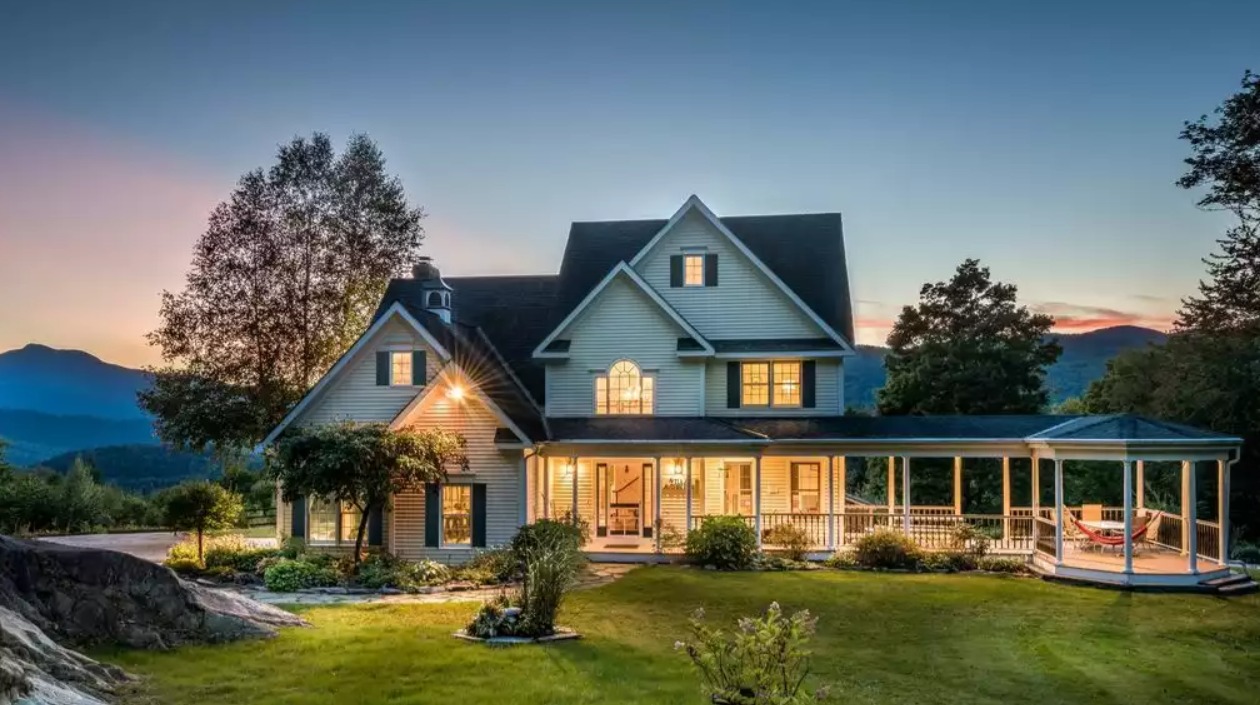 7 Large Vacation Rentals for Big Groups or Families