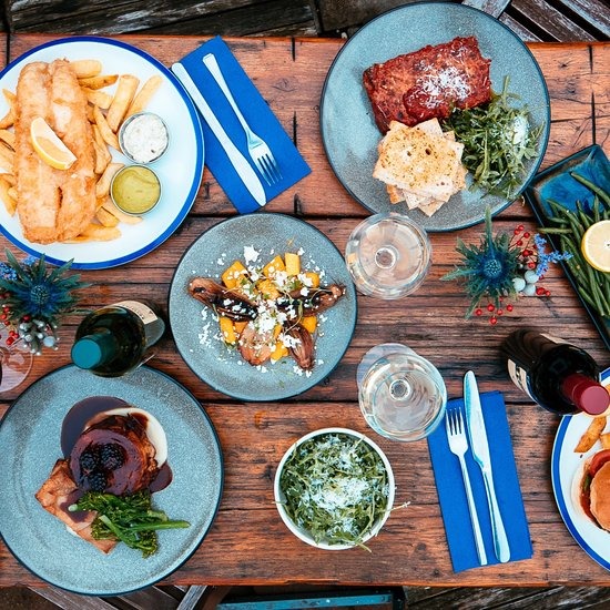 This 18th century pub, situated on the Dreel Burn, is a beautiful find with an incredible beer garden.