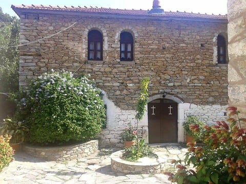 Panagia Kounistra Monastery and its Miracle Legend