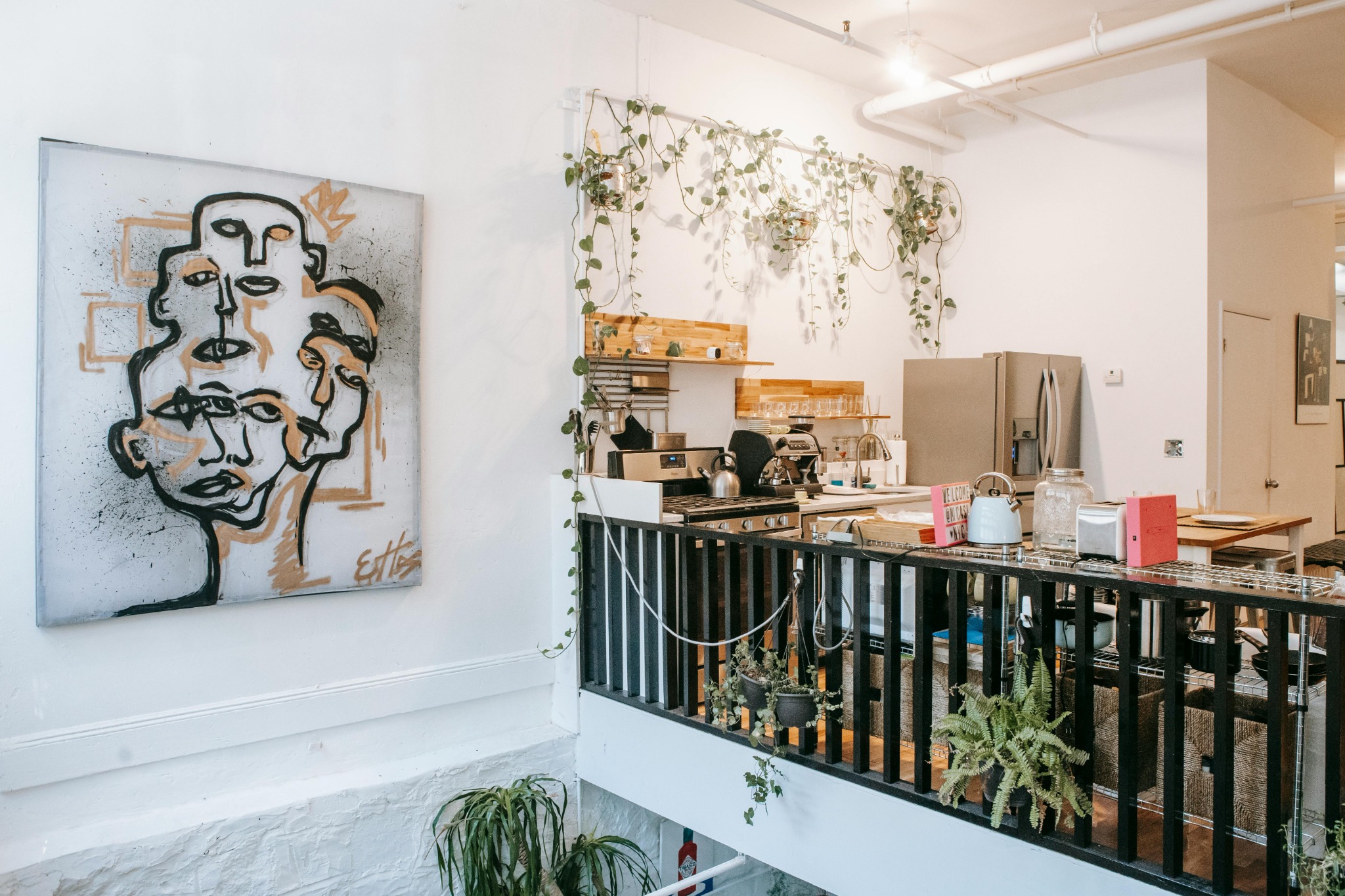 How to Decorate a Short-term Rental Like an Interior Designer