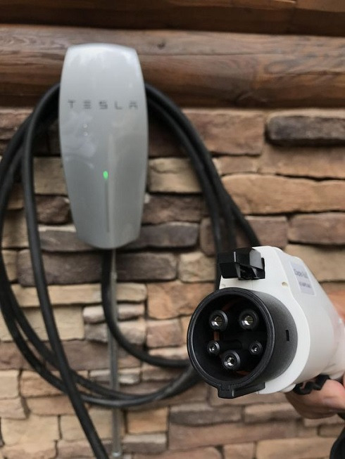 For EV owners: Explore the Gold Country without Range Anxiety!