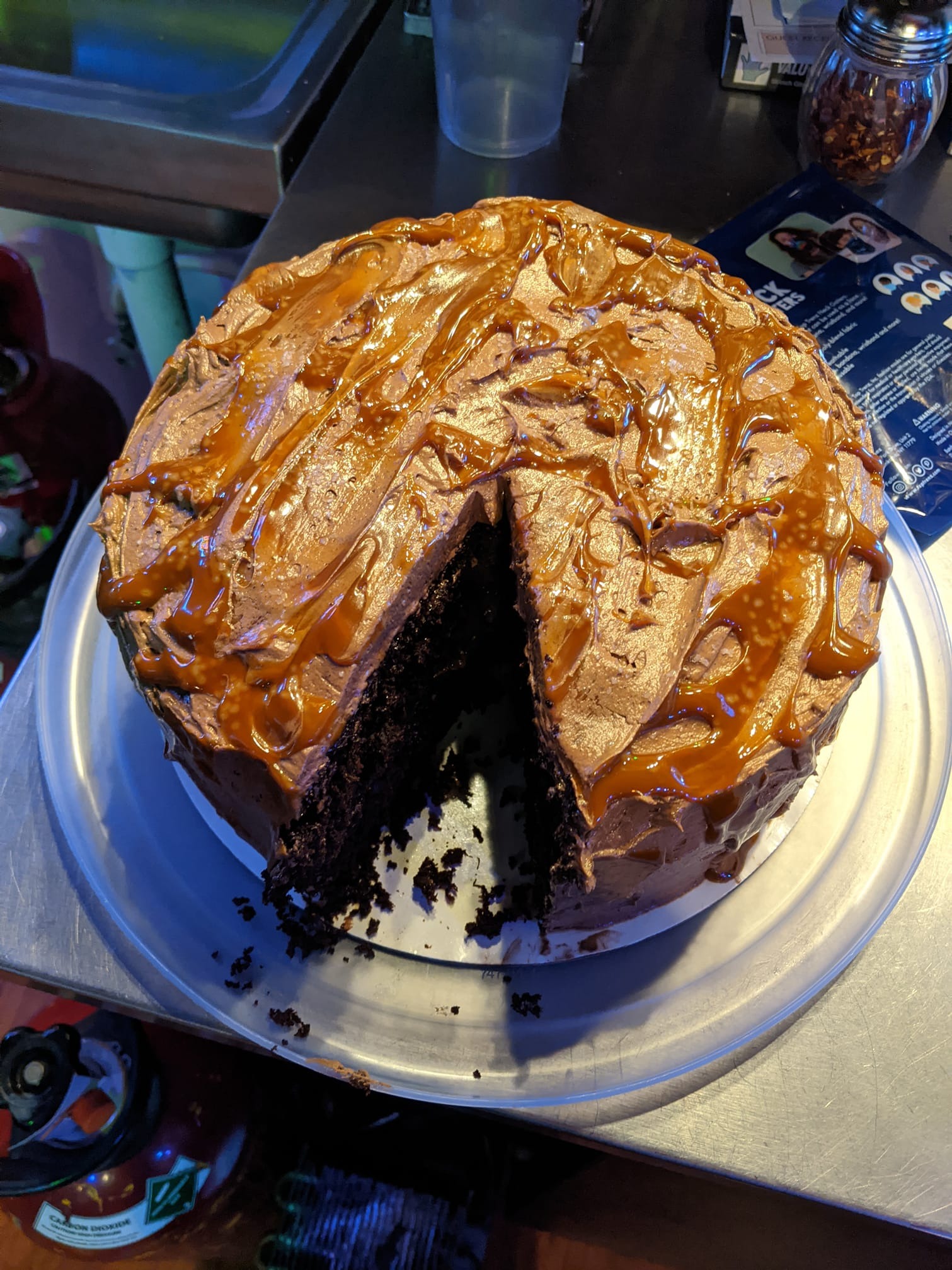 Hef's Sports Bar + Restaurant 