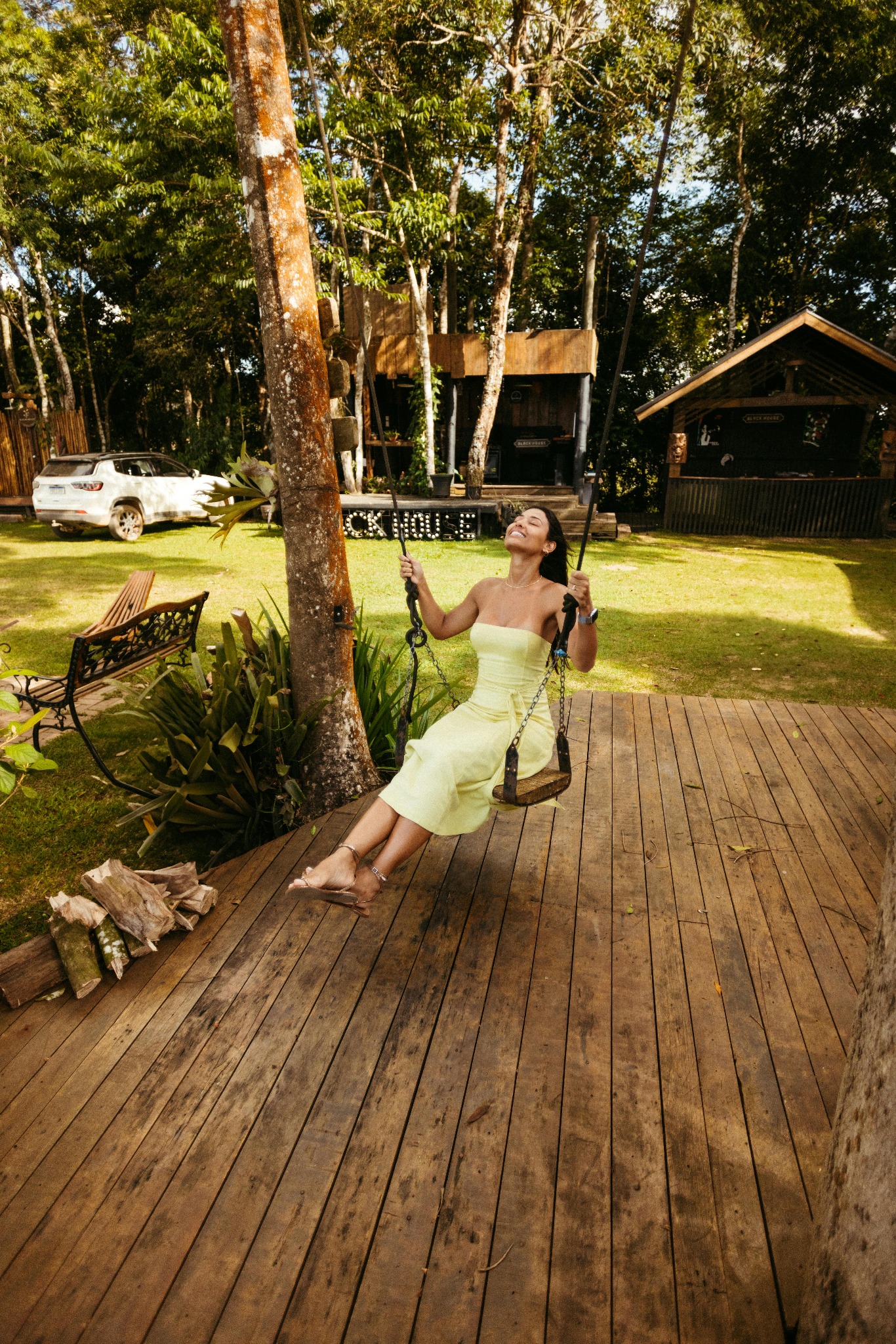 Why Savvy Travelers Book Direct and Save