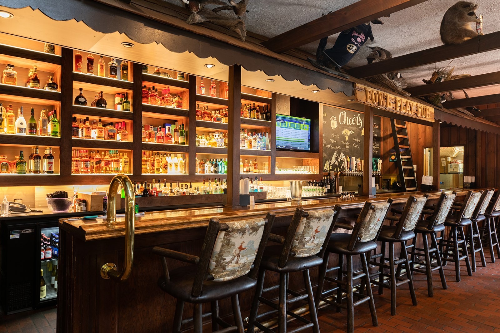 Chalet Restaurant + Fowl Play Pub 