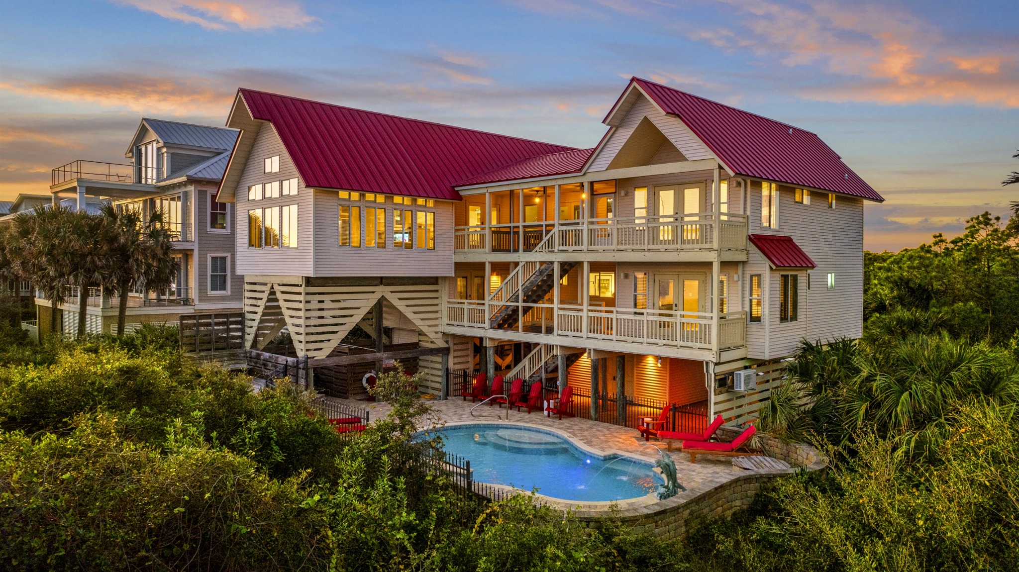 Best Vacation Rentals With Outdoor Spaces for Summer BBQs