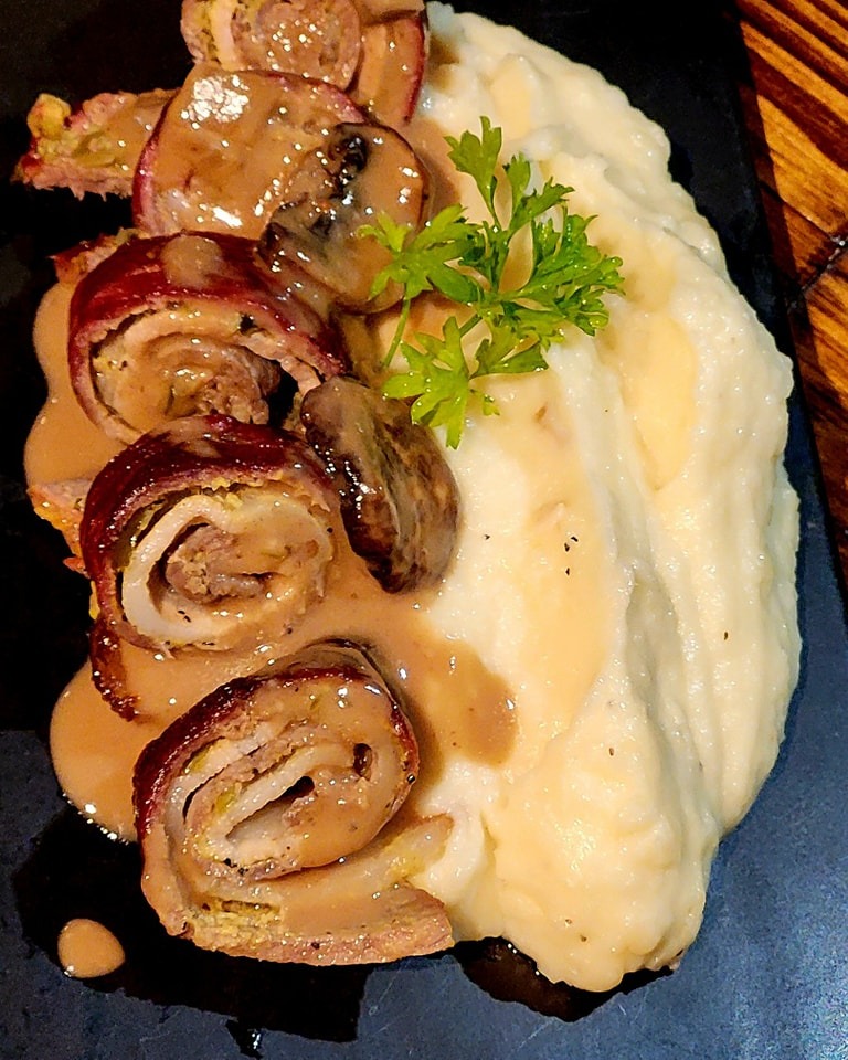 The Skyline Restaurant and Bar