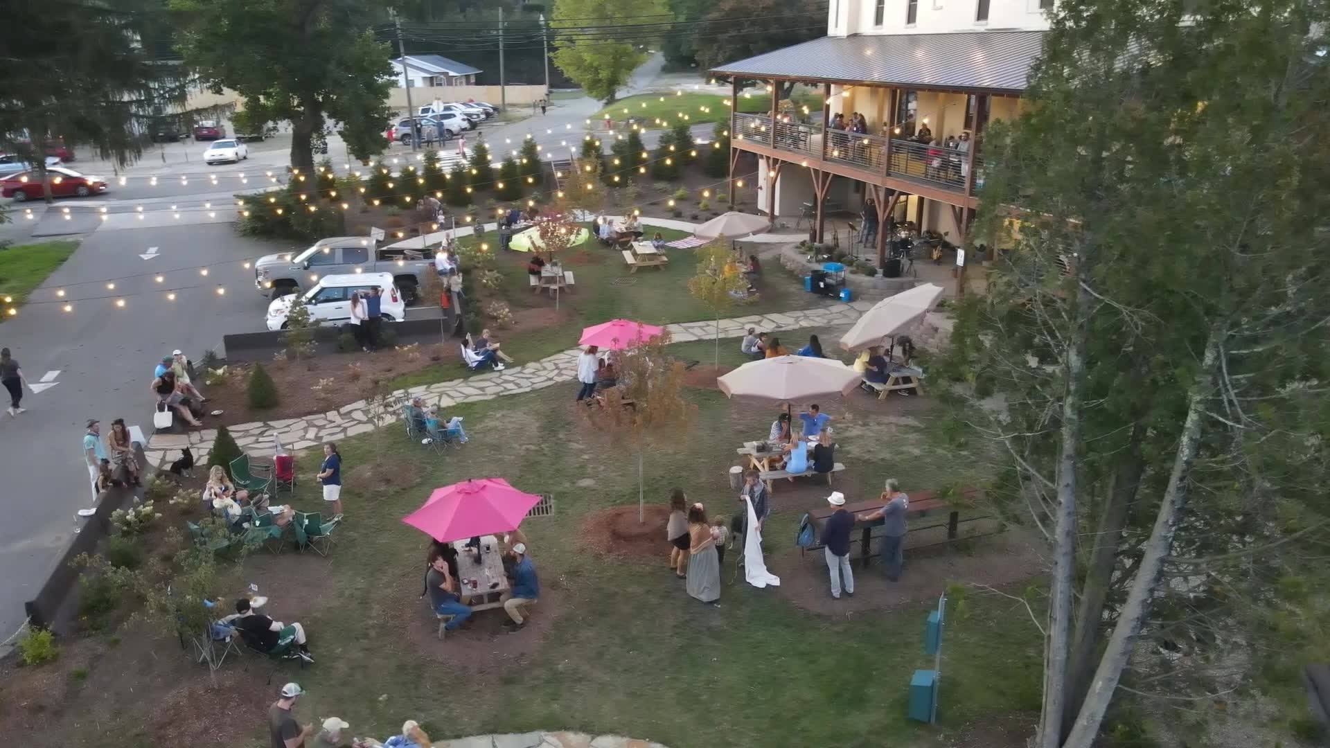 Homeplace Beer + Hog Hollow Pizza