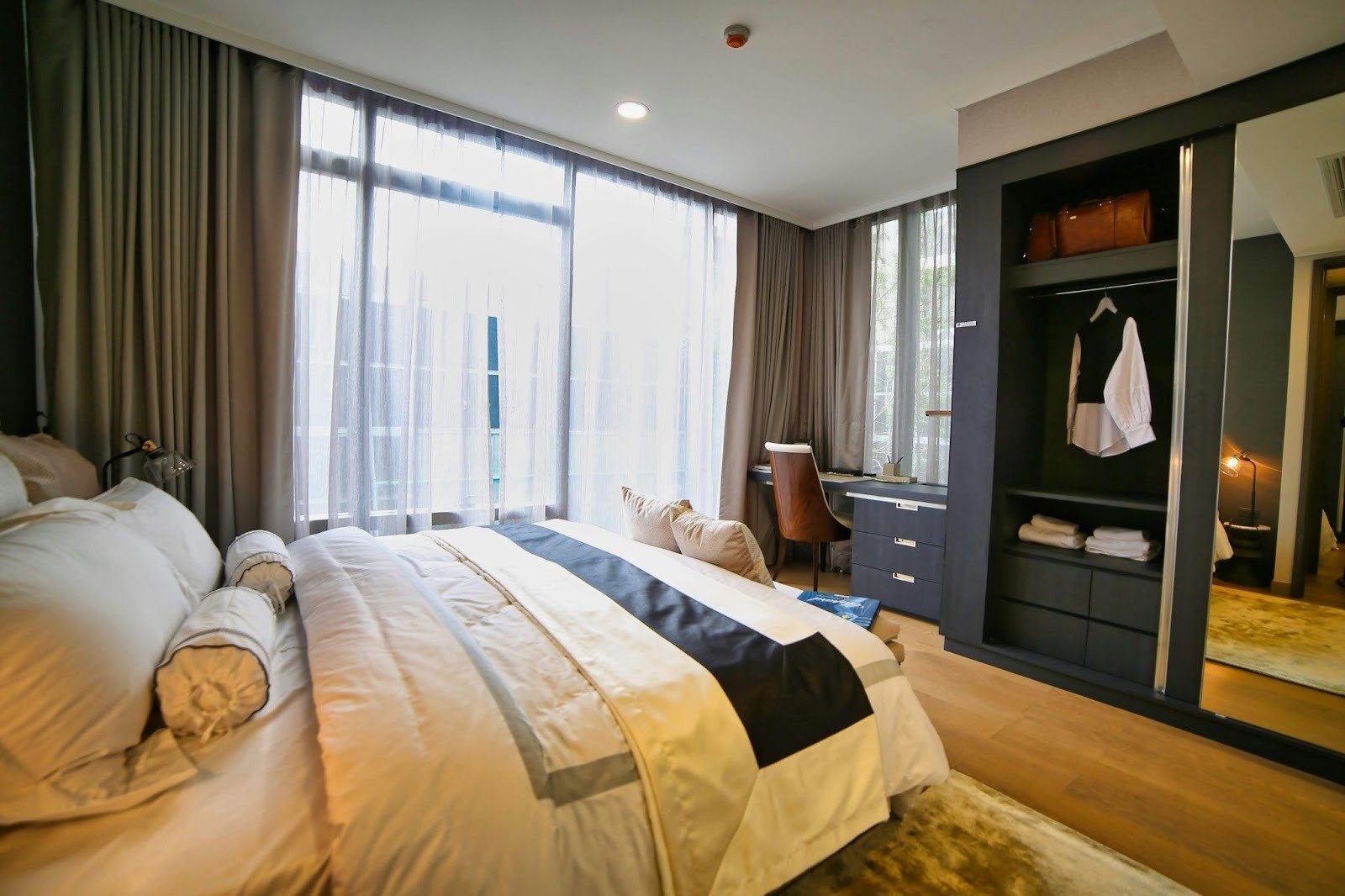 What guests notice first in vacation rental listings and photos