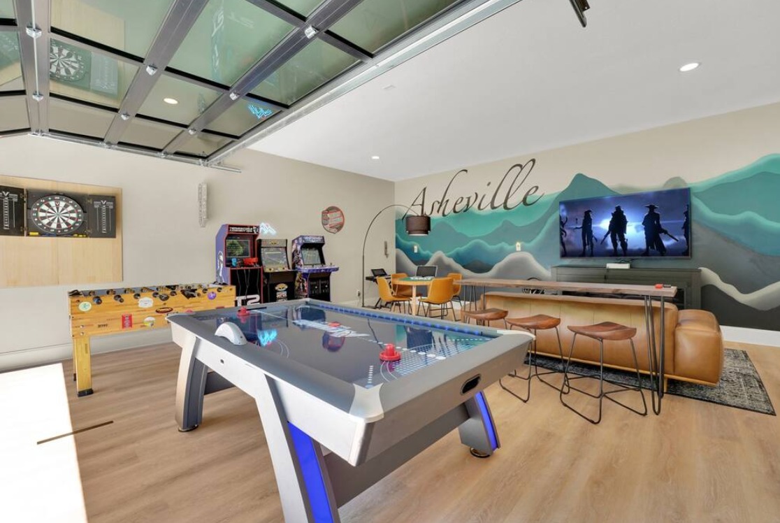 Best Vacation Rentals With Game Rooms: Top Spots for a Family Vacation