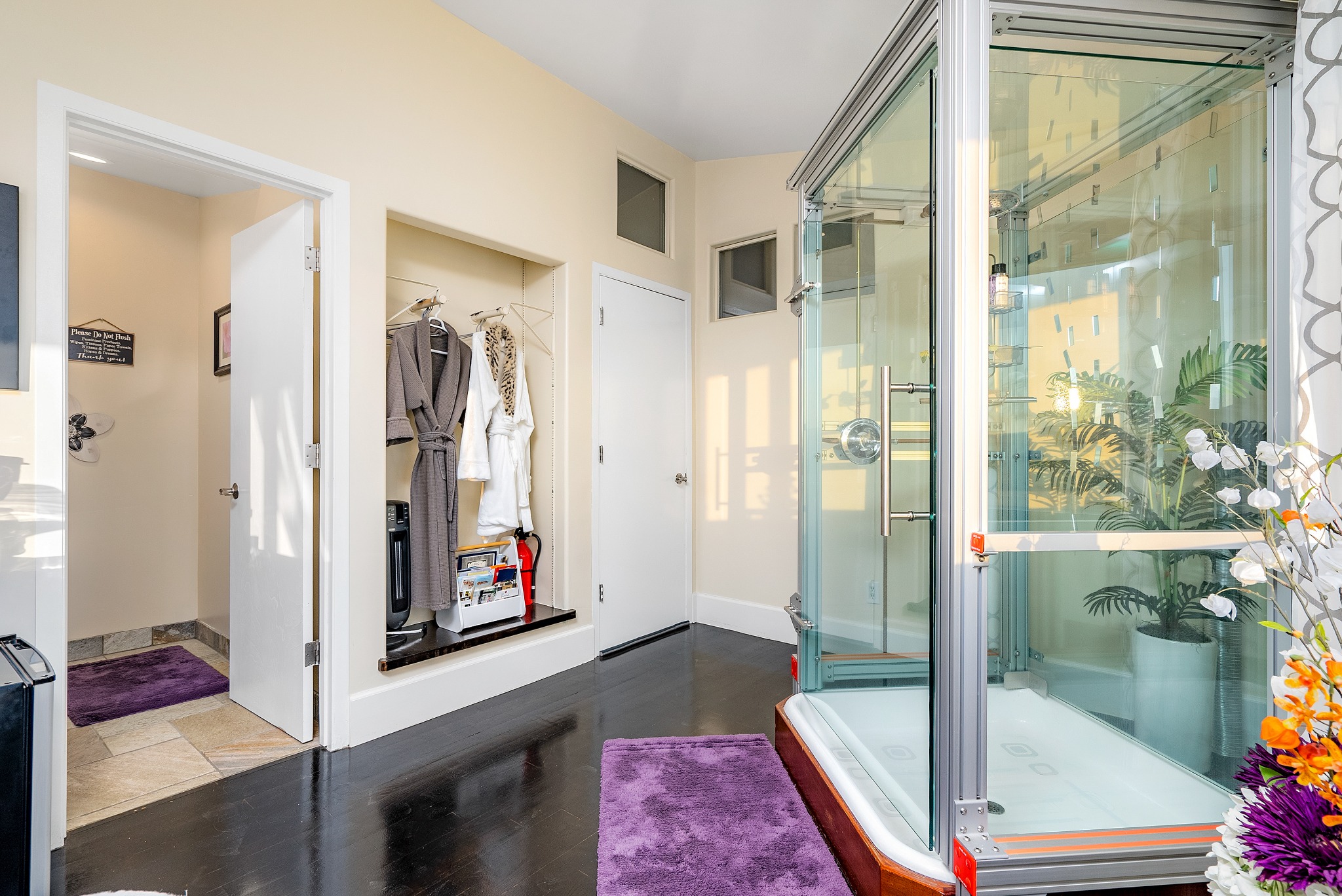 Houfy Spotlights One of our Top 10 Owners, Melanie & Jonathan Greer!