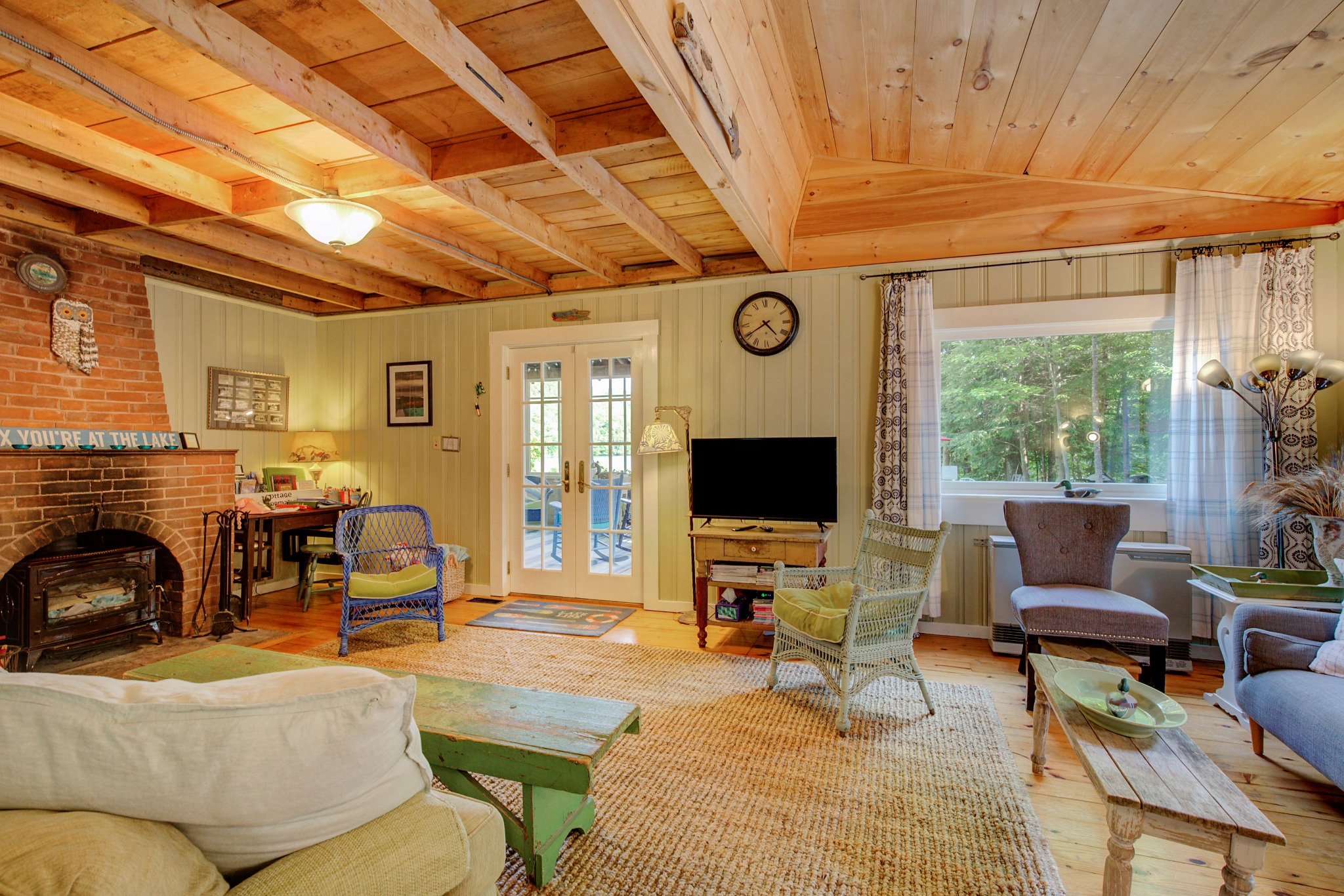 Couple's Retreat Vintage Vibe