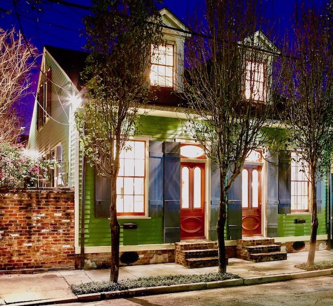 Loft at Greatmen Cottage ⭐️⭐️⭐️⭐️⭐️ Vacation Rental Home, New Orleans, LA, USA, 2 Bedrooms/2 Bathrooms, 5 Minutes to French Quarter, LoftAtGreatmenCottage.com ⚜️ Instagram ⚜️ Facebook