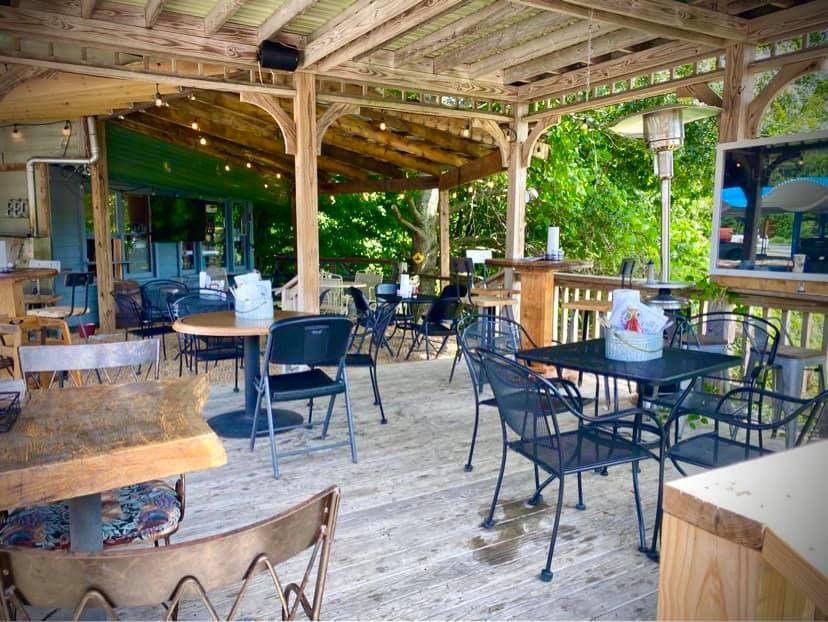 670 on Oak/City Drive-In