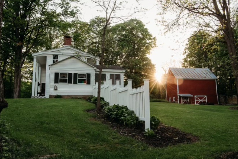 Spooky Stays: Best Vacation Rentals for the Halloween Season