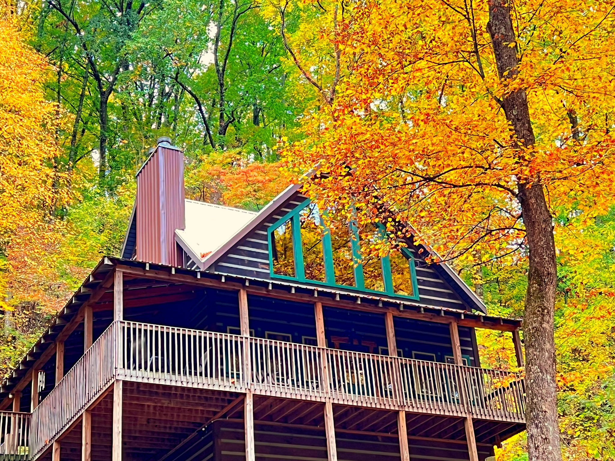 Romantic Escapes for Couples Who Love Fall