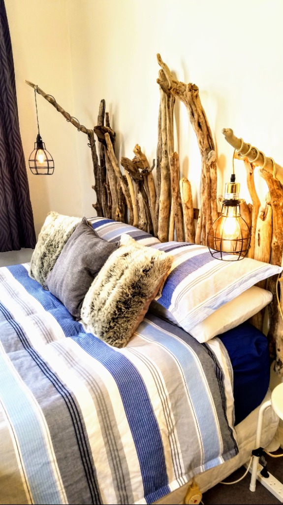 Stay In An Historic Cottage By The Sea In Hokitika