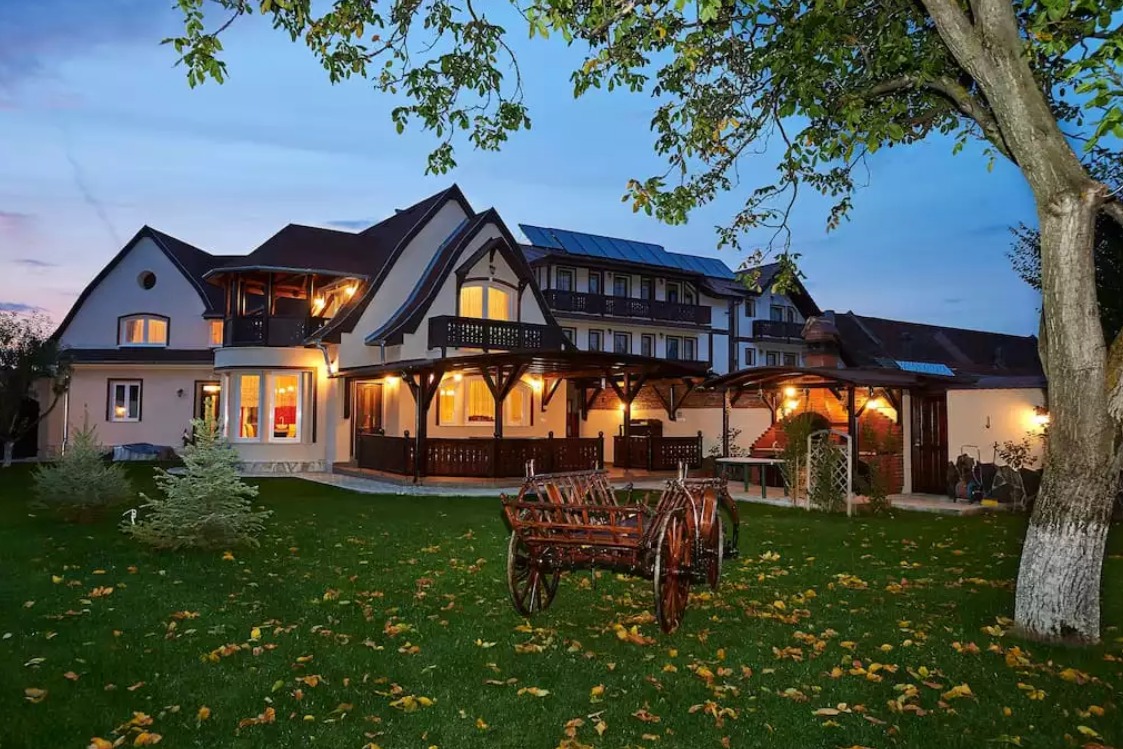 7 Uniquely Vintage Vacation Rentals for a Charming Escape