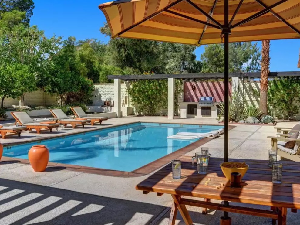 The Top 7 Unique Vacation Rentals in California