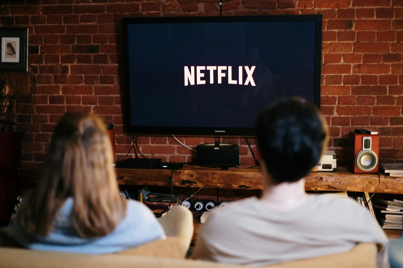 Top Entertainment Ideas to Level Up Your Vacation Rental