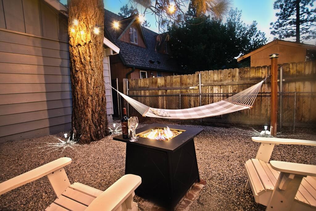 Rentals with Fireplaces for a Warm Winter Retreat