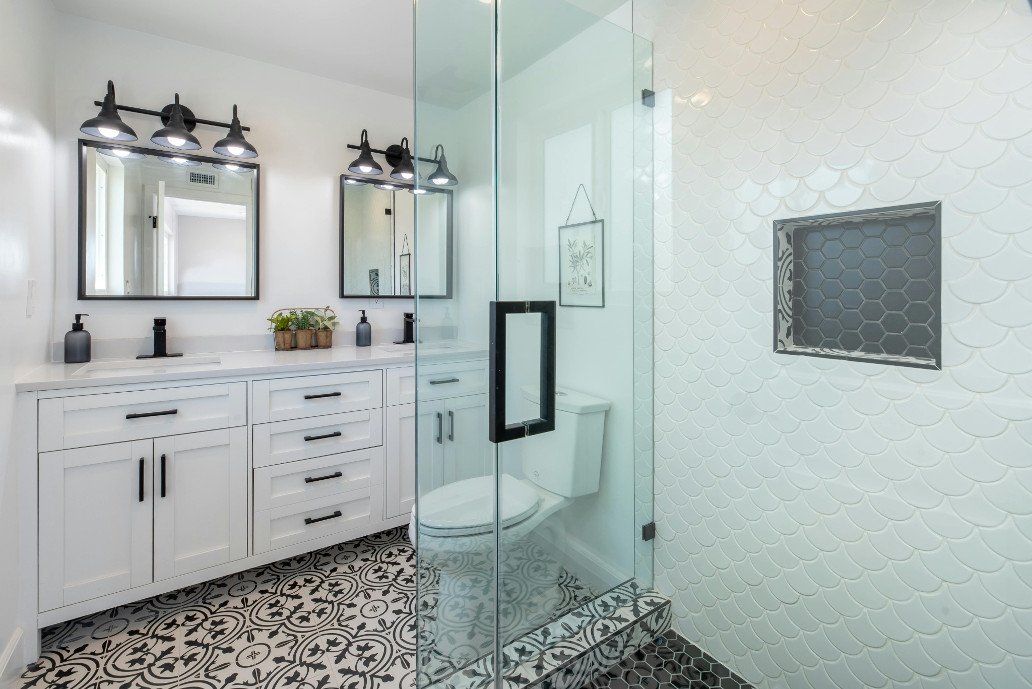 How to Equip Your Vacation Rental Bathroom