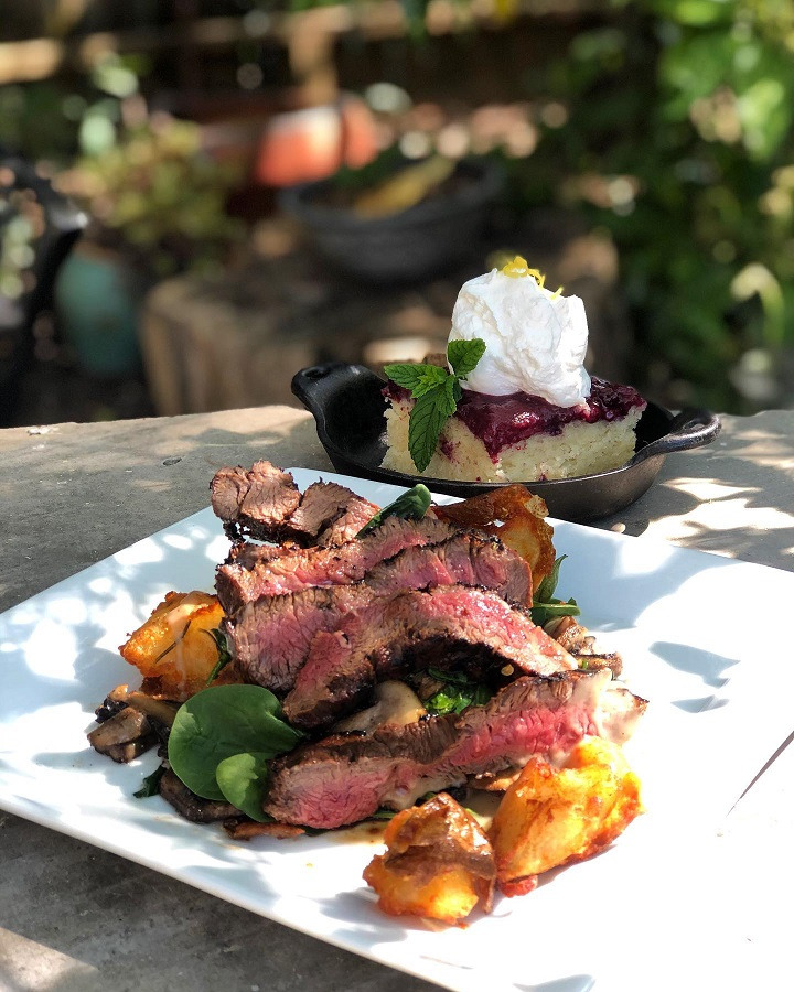 Volcano Union Inn + Pub