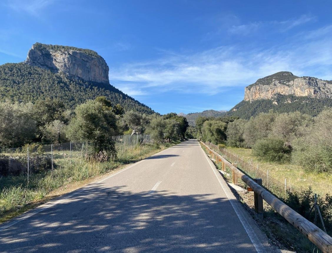 Cycling in Mallorca - The Best Routes from Finca La Lavanda - Alaró