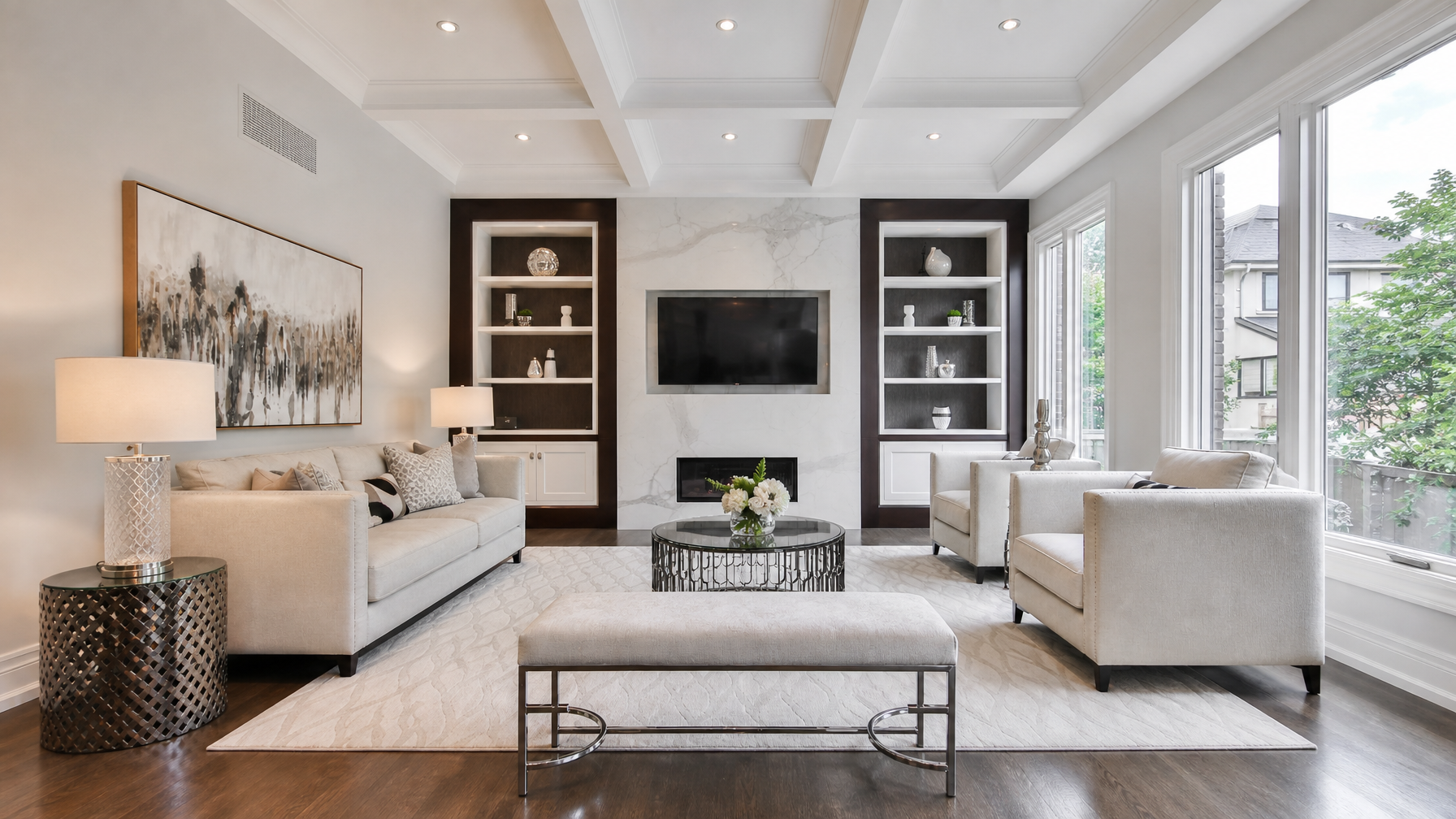 Vacation Rental Staging Guide: Prepare Photos & Guests