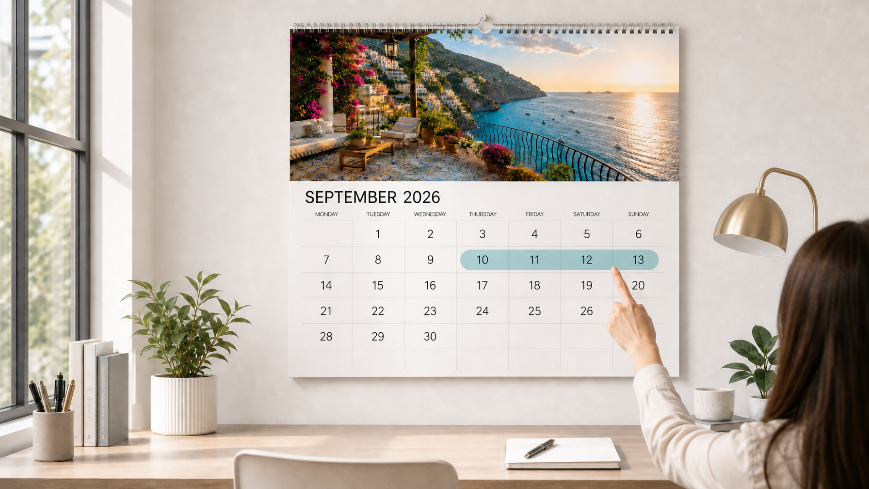 Wall calendar highlighting the 10-13 September 2026 Madrid F1 race weekend for minimum stay planning