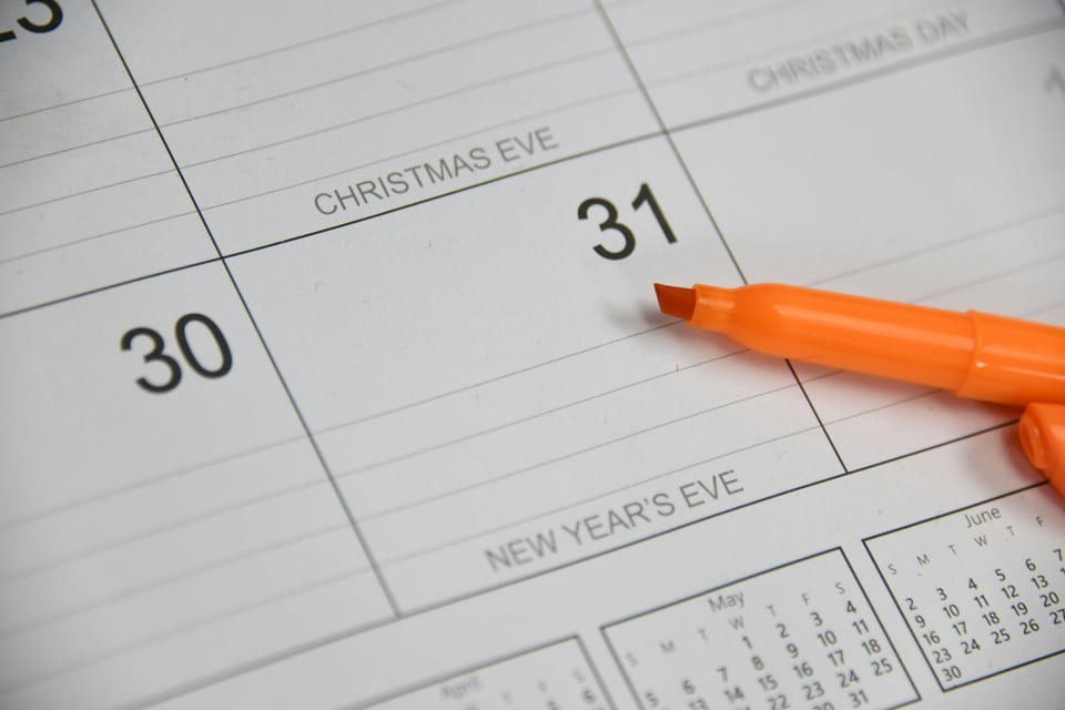 2027 US Holiday and Long-Weekend Calendar for Hosts