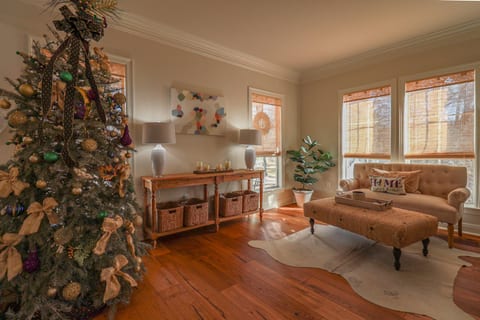Holiday Decorating a Vacation Rental: What Works and What to Skip
