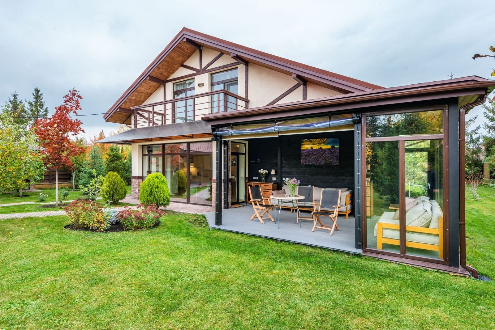 Family-friendly vacation rentals on Houfy
