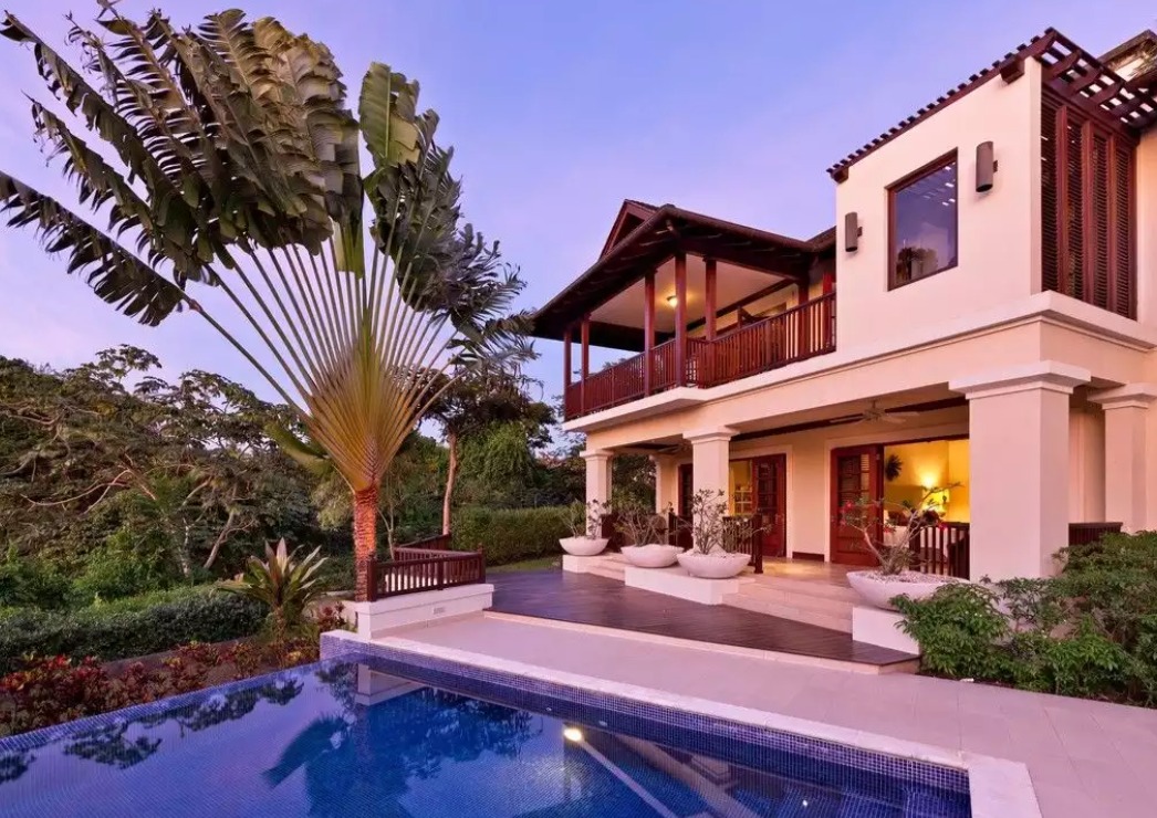 Charming Honeymoon Rentals: Where Love Meets Luxury