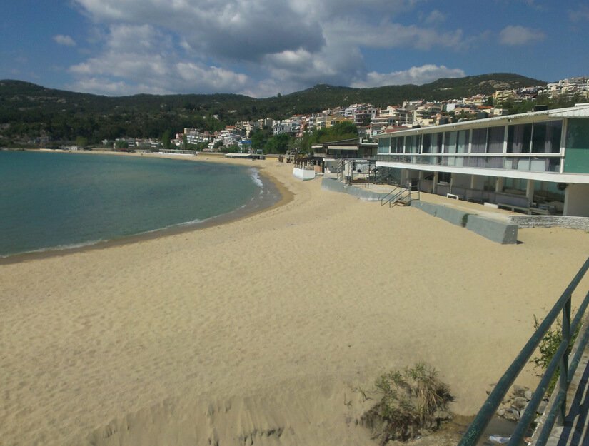 Kalamitsa beach, best for families inside city of Kavala approximately 4.2km from the Center of the City