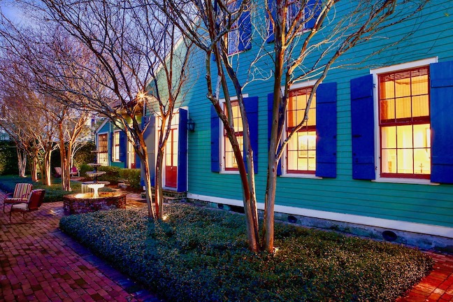 Greatmen Cottage and Loft ⭐️⭐️⭐️⭐️⭐️ Vacation Rental Home, New Orleans, LA, USA, 5 Bedrooms/4 Bathrooms, 5 Minutes to French Quarter, GreatmenCottageAndLoft.com ⚜️ Instagram ⚜️ Facebook