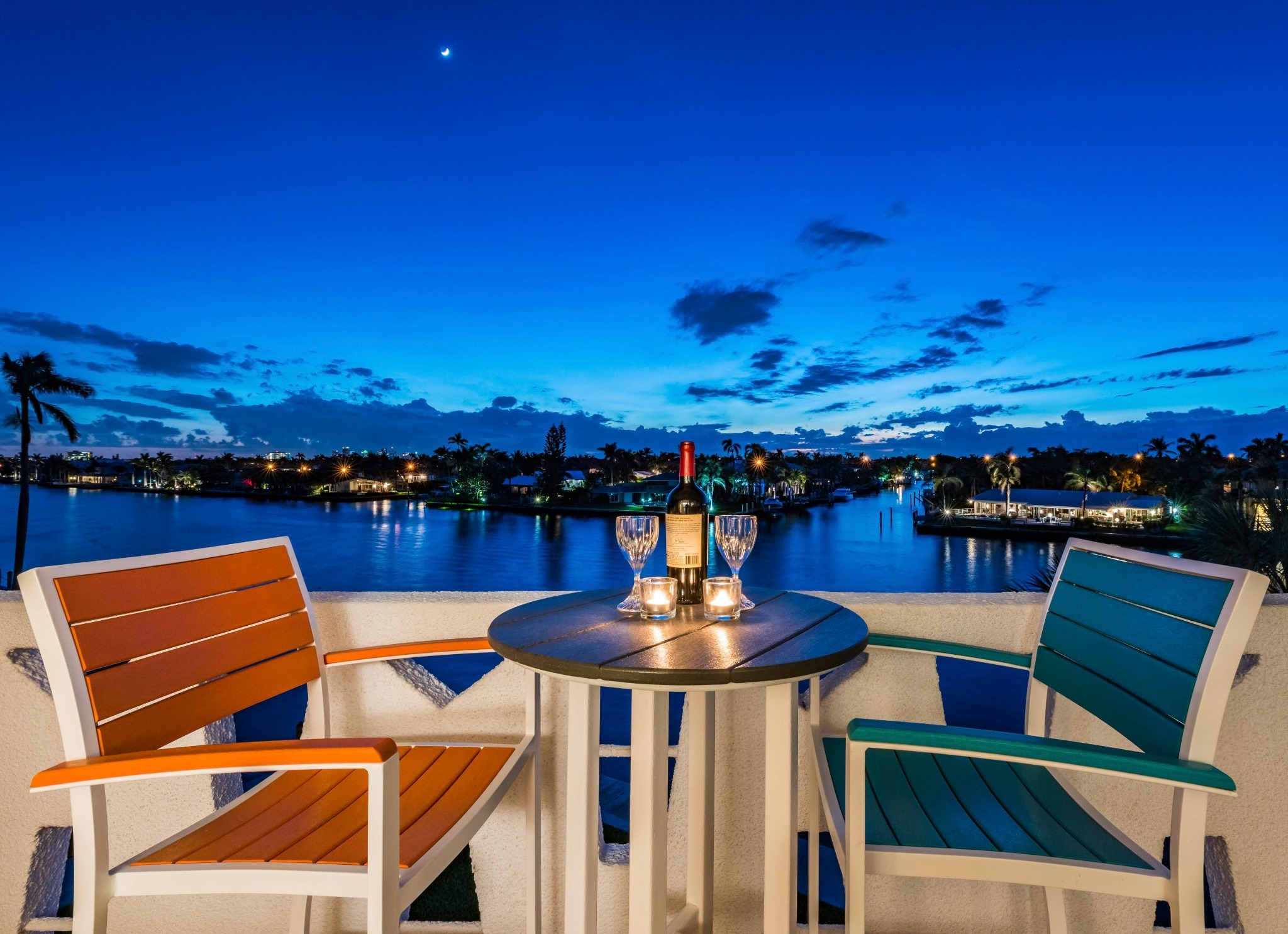 Simple Ways to Tailor Your Listing for Families, Couples & Solo Guests