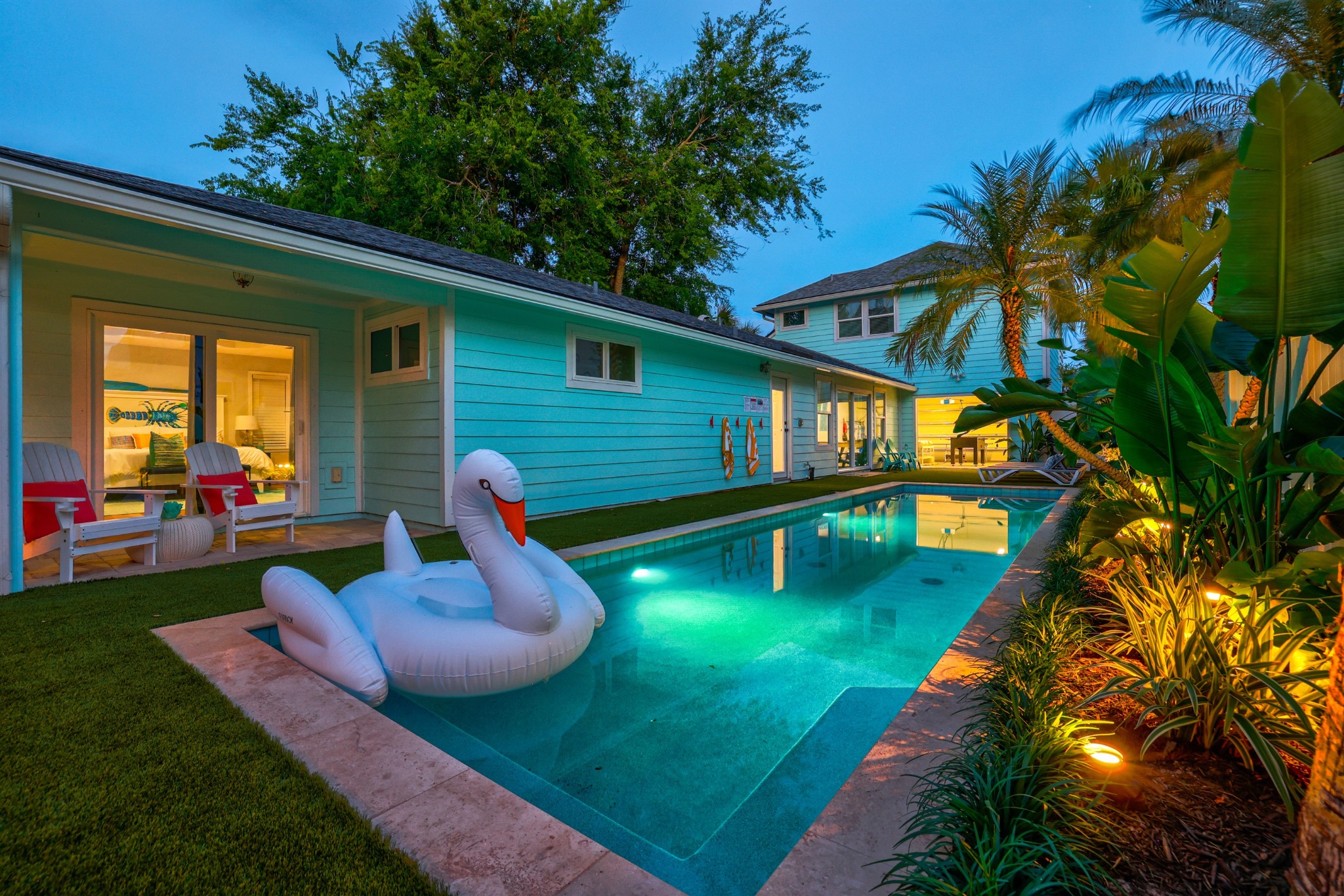 Vacation Homes Within Walking Distance of Top Beaches